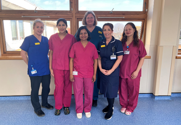 Group photo of the Worthing Hospital team involved in the same day hysterectomy pathway