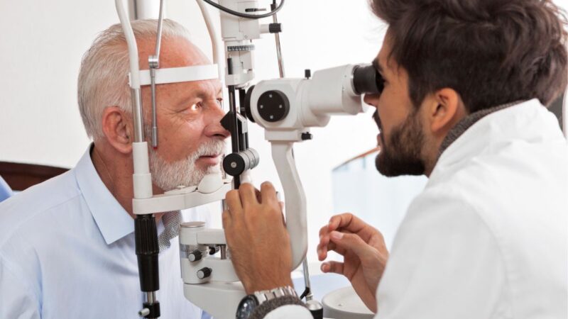 Man-having-an-eye-screening-test